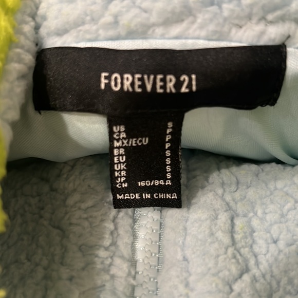 Coat - Picture 2 of 4